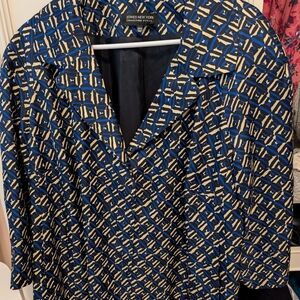 Jones New York Geometric Blue and Cream Top